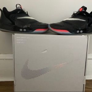 Nike adapt bb 2.0 self lacing basketball sneakers